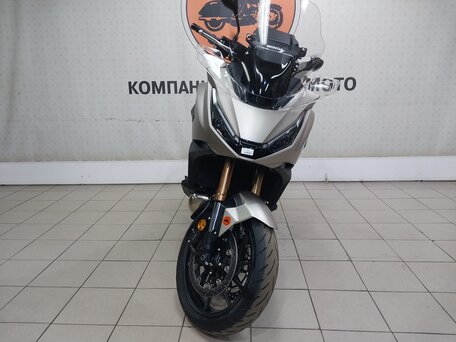 2025 Honda NT1100, золотистый, 1949000 рублей, вид 3