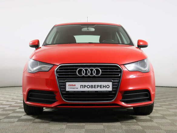 2011 Audi A1 I (8X), красный - вид 1