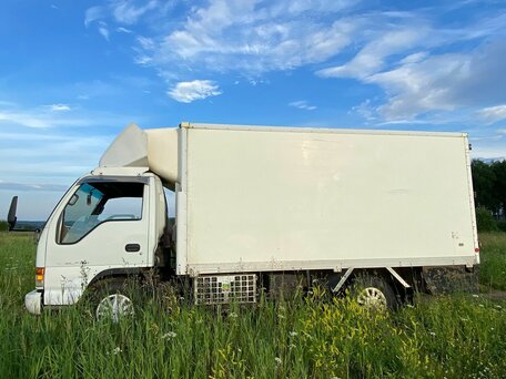 1994 Isuzu Elf (N-series), белый, 1300000 рублей, вид 5