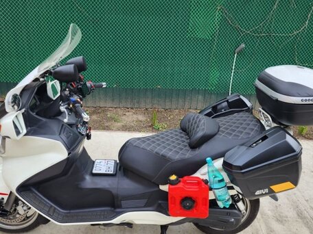 2012 Suzuki Burgman (SkyWave) 650, белый, 550000 рублей, вид 1