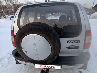 2005 Chevrolet Niva I, серебристый, 460000 рублей, вид 4