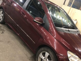 2010 Mercedes-Benz B-Класс 180 I (W245) Рестайлинг, красный, 900000 рублей, вид 3