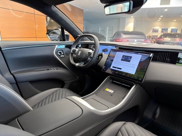 2025 Avatr 11 116.79 kWh I Рестайлинг, чёрный - вид 6