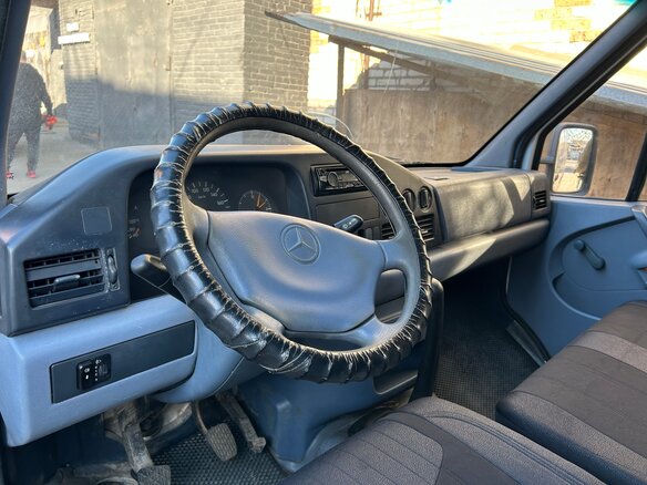 1995 Mercedes-Benz Sprinter, белый, 800000 рублей - вид 5
