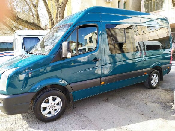 2006 Volkswagen Crafter, зелёный, 1399900 рублей - вид 3