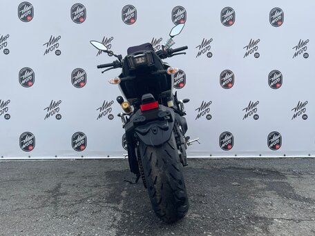 2019 Yamaha MT-09 (FZ-09), серый, 1050000 рублей, вид 4