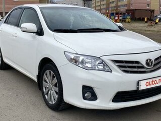 2012 Toyota Corolla X (E140, E150) Рестайлинг, белый, 1400000 рублей, вид 3