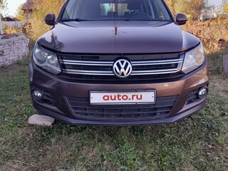 2016 Volkswagen Tiguan I Рестайлинг, коричневый, 1610000 рублей, вид 2