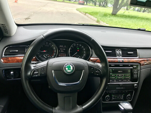 2012 Skoda Superb II, чёрный - вид 11