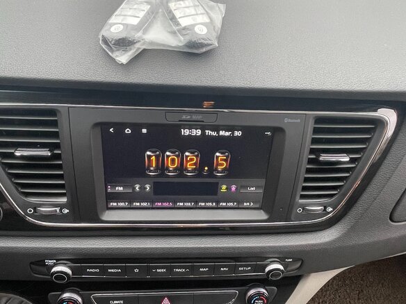 2019 Kia Carnival III, чёрный - вид 28
