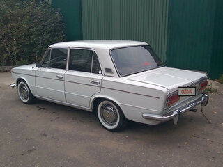 1979 Lada (ВАЗ) 2103, белый, 250000 рублей, вид 4