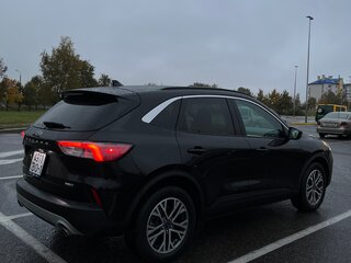 2019 Ford Escape IV, чёрный, 1980000 рублей, вид 2