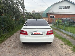 2010 Mercedes-Benz E-Класс 350 IV (W212, S212, C207), белый, 1250000 рублей, вид 5
