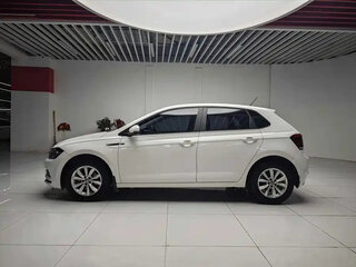 2022 Volkswagen Polo Plus (China Market), белый, 1100000 рублей, вид 3