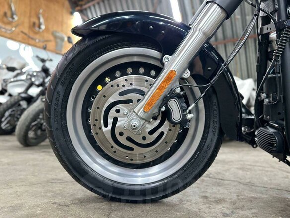2012 Harley-Davidson Fat Boy, чёрный, 1250000 рублей - вид 15