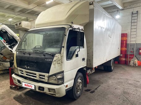 2008 Isuzu Elf (N-series), белый, 900000 рублей, вид 1