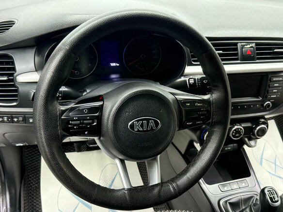 2018 Kia Rio IV, серебристый, 1250000 рублей - вид 11