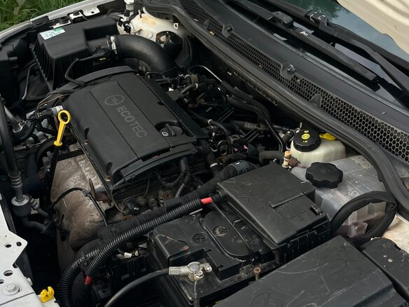 2011 Opel Astra J, белый - вид 20