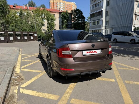 2013 Skoda Octavia III (A7), коричневый, 950000 рублей - вид 9
