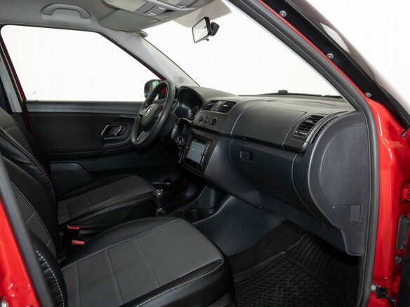 2013 Skoda Fabia II Рестайлинг, красный - вид 5