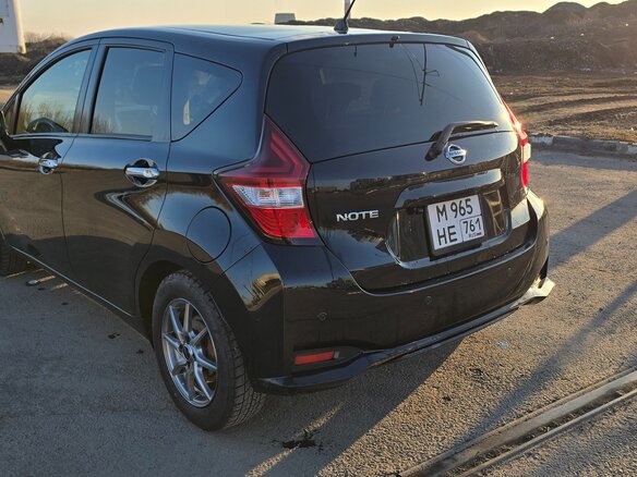 2020 Nissan Note II Рестайлинг, чёрный, 1150000 рублей - вид 2