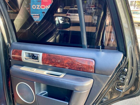 2003 Lincoln Navigator 4-speed II, чёрный, 1500000 рублей - вид 25