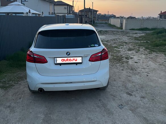 2014 BMW 2 серии Active Tourer 218i F45, белый, 1200000 рублей - вид 6