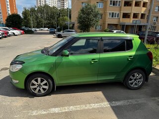 2013 Skoda Fabia II Рестайлинг, зелёный, 720000 рублей, вид 4
