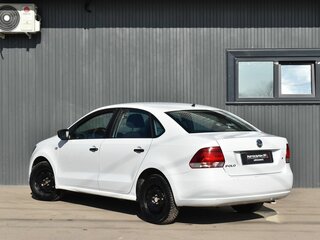 2014 Volkswagen Polo V, белый, 739999 рублей, вид 4