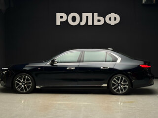 2024 BMW 7 серии 735i VII (G70), чёрный, 17300000 рублей, вид 5