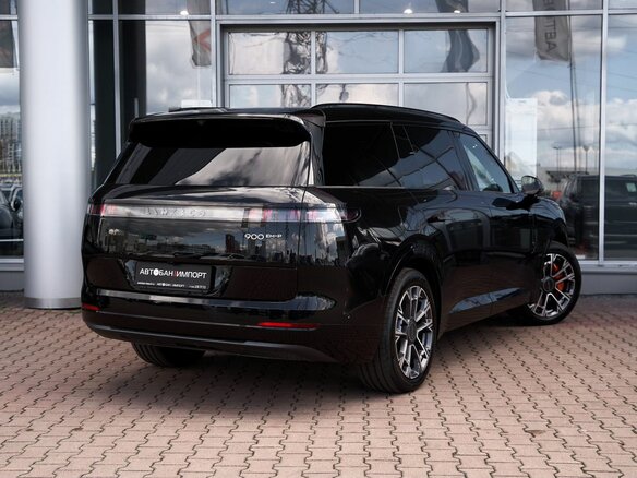 2026 Lynk & Co 900, чёрный - вид 2
