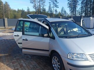 2003 Volkswagen Sharan I Рестайлинг, серебристый, 340000 рублей, вид 3