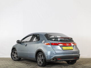 2008 Honda Civic VIII, серебристый, 649000 рублей, вид 4