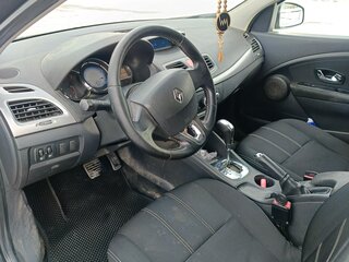 2014 Renault Megane III Рестайлинг, чёрный, 780000 рублей, вид 4