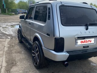 1997 Lada (ВАЗ) 2121 (4x4) I Рестайлинг, серебристый, 430000 рублей, вид 4