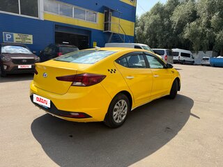 2019 Hyundai Elantra VI (AD) Рестайлинг, жёлтый, 910000 рублей, вид 3
