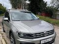 2020 Volkswagen Tiguan II, серый, 3450000 рублей - вид 2
