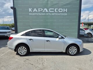 2011 Chevrolet Cruze I, серебристый, 570000 рублей, вид 4