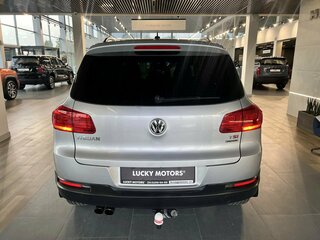 2012 Volkswagen Tiguan I Рестайлинг, серебристый, 995000 рублей, вид 3