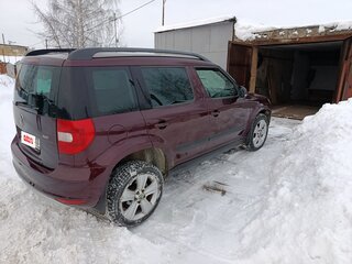 2010 Skoda Yeti I, пурпурный, 620000 рублей, вид 2