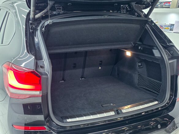 2019 BMW X1 18d xDrive II (F48) Рестайлинг, чёрный, 3130000 рублей - вид 16