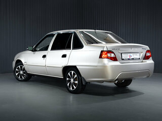 2013 Daewoo Nexia I Рестайлинг, золотистый, 350000 рублей, вид 5