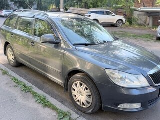 2009 Skoda Octavia II (A5) Рестайлинг, серый, 820000 рублей, вид 2