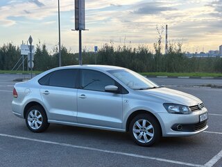 2011 Volkswagen Polo V, серебристый, 689000 рублей, вид 4