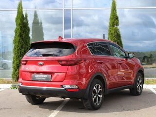 2019 Kia Sportage IV Рестайлинг, красный, 1930000 рублей, вид 4