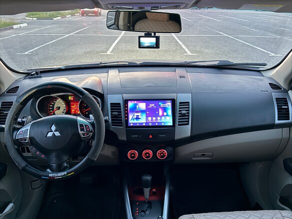 2008 Mitsubishi Outlander II, бежевый, 799000 рублей - вид 14