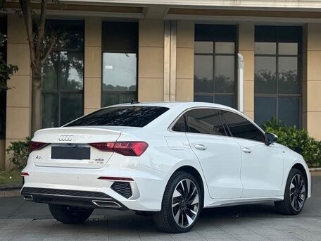 2023 Audi A3 35 TFSI Long IV (8Y), белый, 1880843 рублей, вид 3