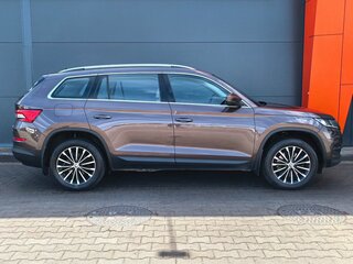 2019 Skoda Kodiaq I, коричневый, 2929000 рублей, вид 3