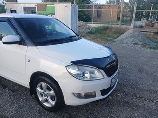 2013 Skoda Fabia II Рестайлинг, белый, 870000 рублей, вид 2