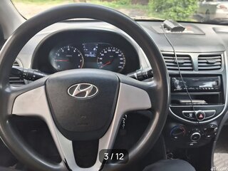 2013 Hyundai Solaris I, серебристый, 800000 рублей, вид 4
